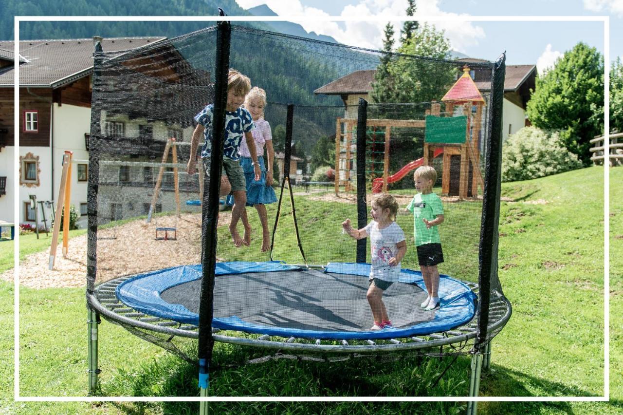 Design-Appartementhaus - Urlaubsresort Hafele Sankt Jakob in Defereggen Eksteriør bilde