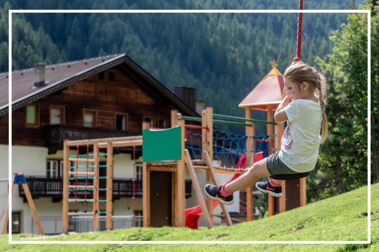Design-Appartementhaus - Urlaubsresort Hafele Sankt Jakob in Defereggen Eksteriør bilde